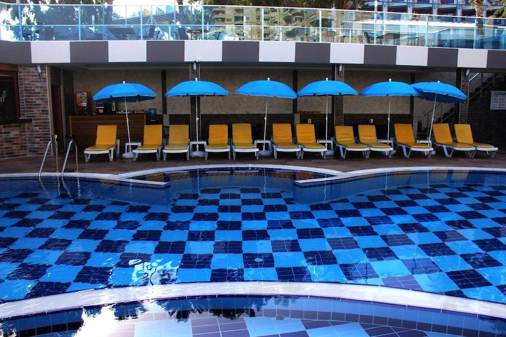 Merlin Beach Park Hotel Tosmur Экстерьер фото