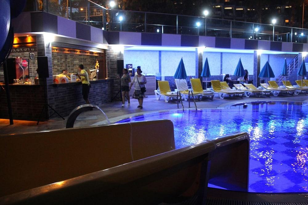 Merlin Beach Park Hotel Tosmur Экстерьер фото